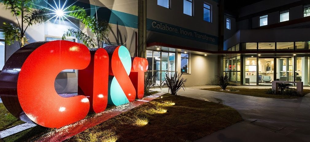 CI&T adota solução de Rádio Corporativa da QComm
